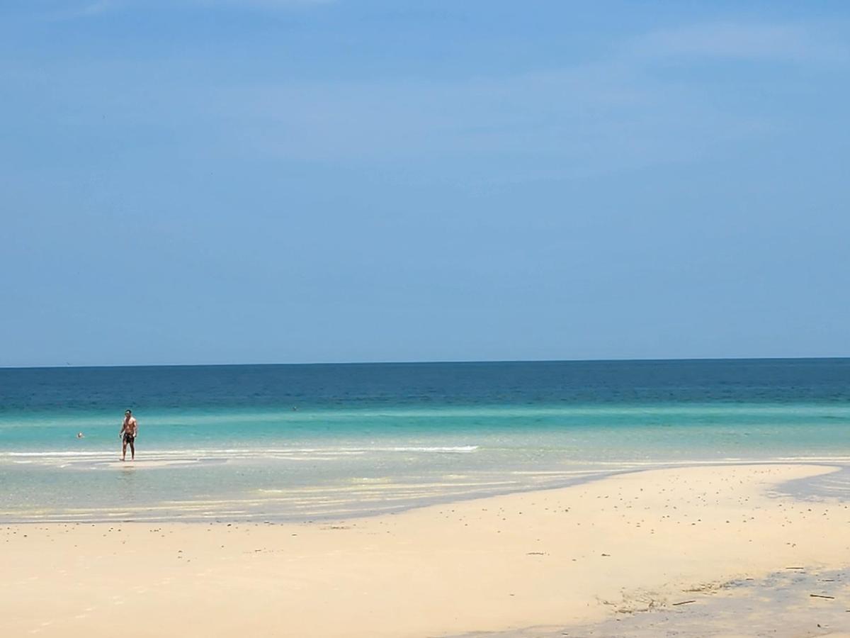 Hotel Luna Koh Rong Pagoda Beach Exterior foto